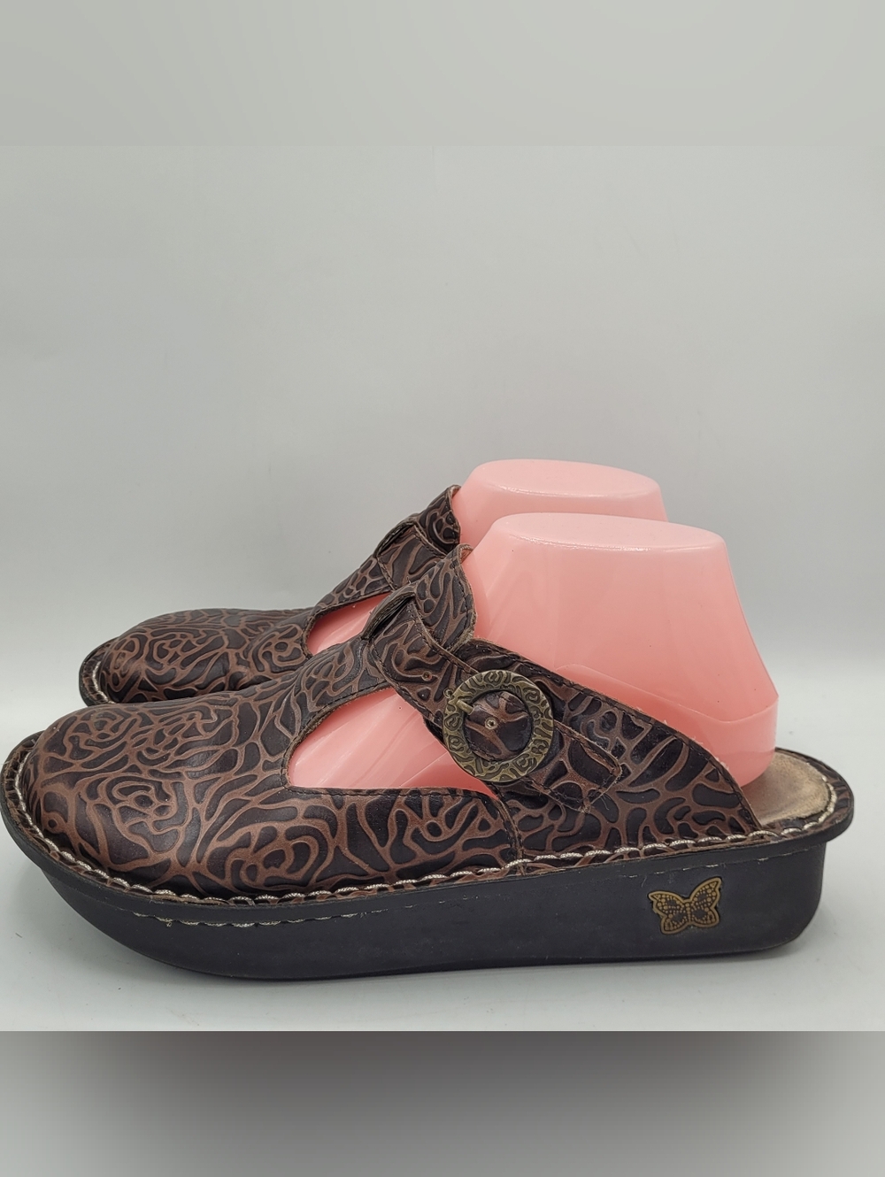 Alegria Tooled Leather Clog Size 40 US 9.5/ 10